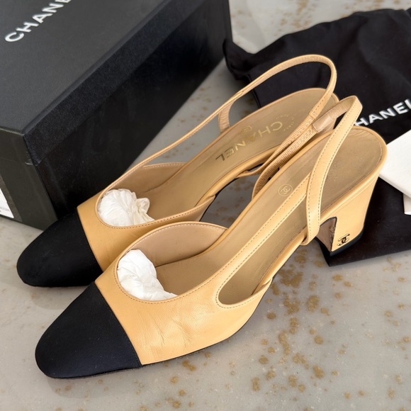 CHANEL nude slingbacks - Picture 2 of 12